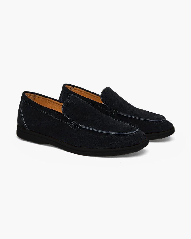 Premium-Wildlederslipper – Schwarze Sohlen